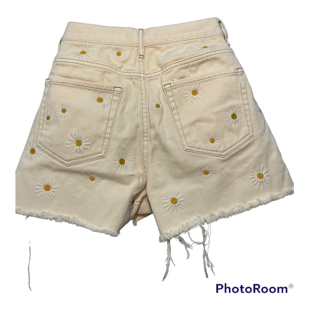 High waisted Jean cutoff shorts